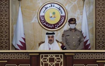 أمير قطر يحدد موعد أول انتخابات تشريعية في البلاد