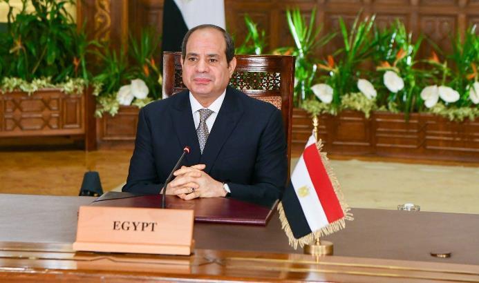 السيسي أمام الأمم المتحدة: "النيل" هو شريان الوجود لمصر وسياسة الأمر الواقع تنذر بتهديد لاستقرار المنطقة بأكملها السيسي أمام الأمم المتحدة: "النيل" هو شريان الوجود لمصر وسياسة الأمر الواقع تنذر بتهديد لاستقرار المنطقة بأكملها