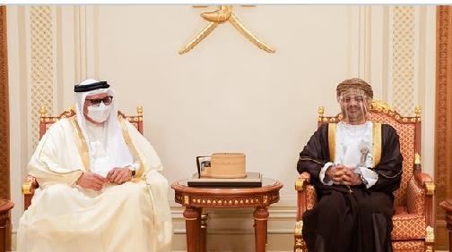 وزير الخارجية بالبحرين يصل إلى سلطنة عُمان الشقيقة وزير الخارجية بالبحرين يصل إلى سلطنة عُمان الشقيقة