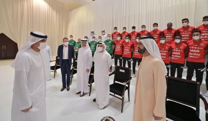 محمد بن راشد يستقبل فريق نادي شباب الأهلي لكرة القدم محمد بن راشد يستقبل فريق نادي شباب الأهلي لكرة القدم