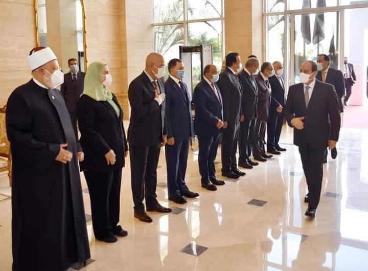 السيسي يطلق قافلة «أبواب الخير» لرعاية مليون مصري 5 khaligyoun71952