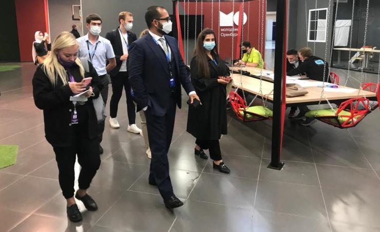 وزي الرياضة بالبحرين يشارك بمنتدى روسيا العالمي للشباب 1 khaligyoun93402