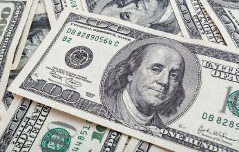 تراجع الدولار مقابل سلة عملات رئيسية.. .اليوم