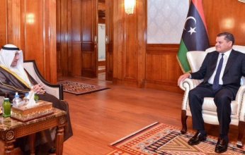 وزير الخارجية الكويتي يلتقي رئيس وزراء ليبيا