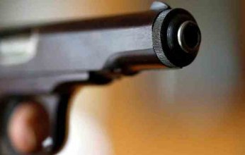 فلوريدا.. طفل عمره عامان يقتل والدته خلال مشاركتها في اجتماع "زوم"