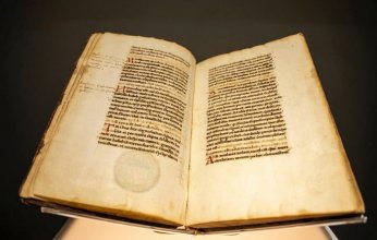 من بينها خرائط قديمة للسعودية.. نوادر عمرها 500 عام بمعرض الرياض للكتاب