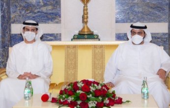 ولي عهد الفجيرة يؤكد الدور المحوري للثقافة في صقل مهارات الشباب