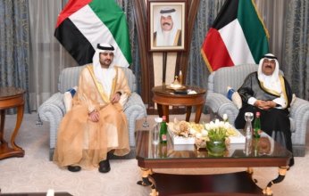 ولي عهد الكويت يلتقي نائب حاكم دبي بالرياض