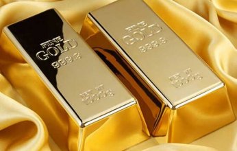 ارتفاع الدولار يخفض الذهب إلى1758.27 دولار للأونصة