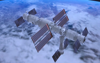 المركبة الفضائية الصينية المأهولة "شنتشو-13" تلتحم بوحدة محطة الفضاء الصينية