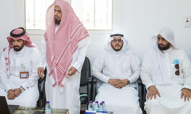 اطلاق حملة مكارم الأخلاق بمنطقة عسير اطلاق حملة مكارم الأخلاق بمنطقة عسير