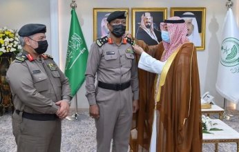 أمير نجران يقلد الشهري برتبة عميد