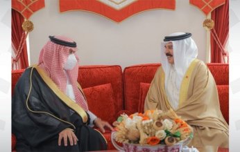 ملك البحرين يستقبل وزير التجارة بالمملكة العربية السعودية