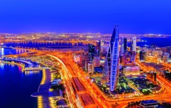 البحرين: رؤيتنا الاقتصادية 2030 جعلت المملكة وجهة مثالية للاستثمارات