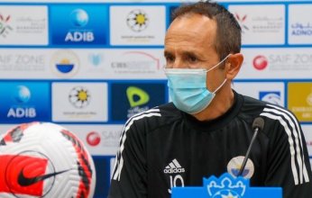 خوان كارلوس مدربا لنادي الشارقة خلفا للعنبري