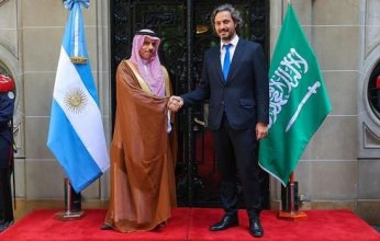 وزير الخارجية السعودي يلتقي نظيره الأرجنتيني