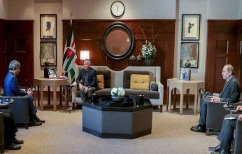 الملك عبد الله الثاني يستقبل وزير الخارجية الإماراتي