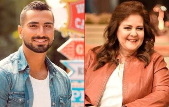 محمد الشرنوبي ينشر صوره مع الفنانة الراحلة دلال عبد العزيز مطالباً الدعاء لها بالرحمة