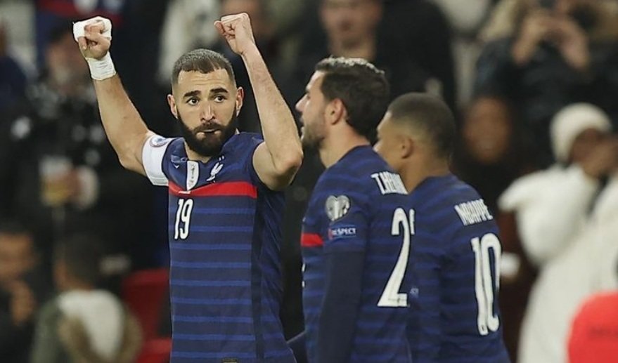 بنزيما يتجاوز تريزيجيه مع منتخب فرنسا بنزيما يتجاوز تريزيجيه مع منتخب فرنسا