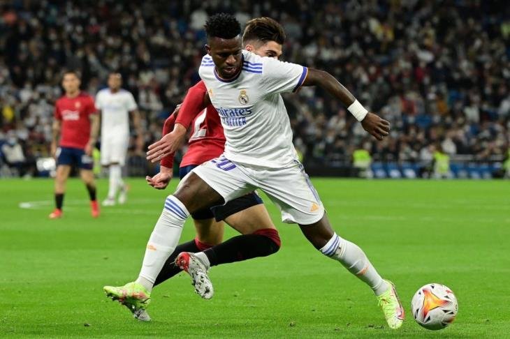 ريال مدريد يفوز على رايو فايكانو وينتزع صدارة الدوري الإسباني مؤقتا ريال مدريد يفوز على رايو فايكانو وينتزع صدارة الدوري الإسباني مؤقتا