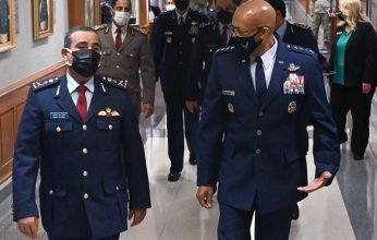 رئيس الأركان القطرية يلتقي مسؤولين عسكريين أمريكيين
