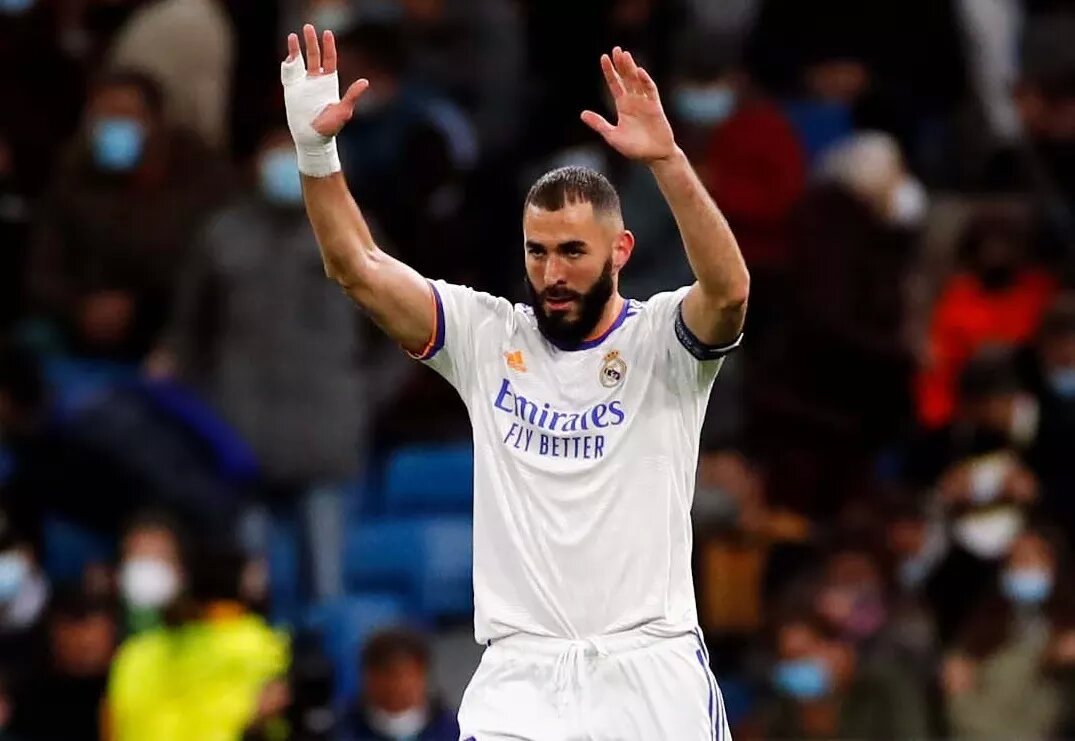 اللاعب كريم بنزيمة لاعب ريال مدريد