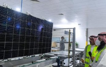 تدشين أكبر مصنع لإنتاج ألواح الطاقة الشمسية في الشرق الأوسط بمنطقة تبوك