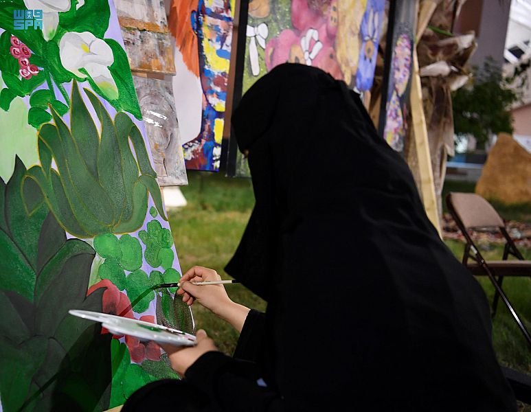 الخط العربي والفن التشكيلي