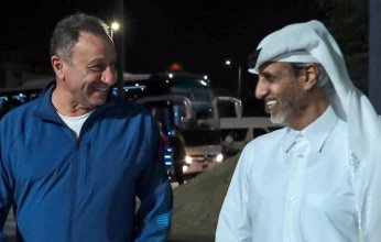 رئيس الأتحاد القطري يحضر مران الأهلي.. و«الخطيب» يهنئه بنجاح كأس العرب