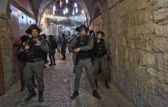 الاحتلال الإسرائيلى يشن حملة اعتقالات من المنازل فى بلدة حزما