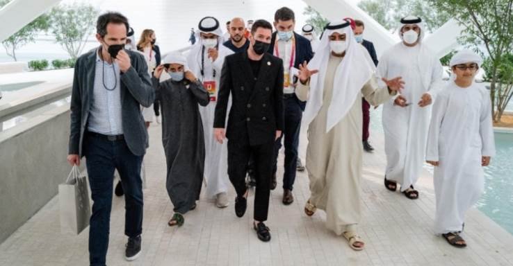 ليونيل ميسي يزور جناح الإمارات في إكسبو 2020 دبي ليونيل ميسي يزور جناح الإمارات في إكسبو 2020 دبي