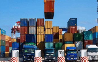 الإمارات توقف احتكار تجارية كبرى لبيع السلع المستوردة