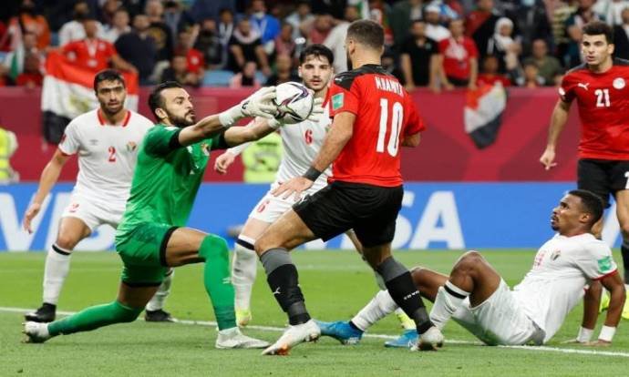 مصر تتأهل إلى نصف نهائي كأس العرب بعد الفوز على الأردن مصر تتأهل إلى نصف نهائي كأس العرب بعد الفوز على الأردن