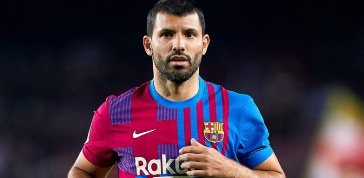 بسبب مشاكل في القلب.. مهاجم برشلونة يعلن اعتزاله اللعب نهائيا بسبب مشاكل في القلب.. مهاجم برشلونة يعلن اعتزاله اللعب نهائيا