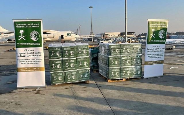 وصول طائرتين إغاثيتين سعوديتين لدعم الشعب الأفغاني وصول طائرتين إغاثيتين سعوديتين لدعم الشعب الأفغاني