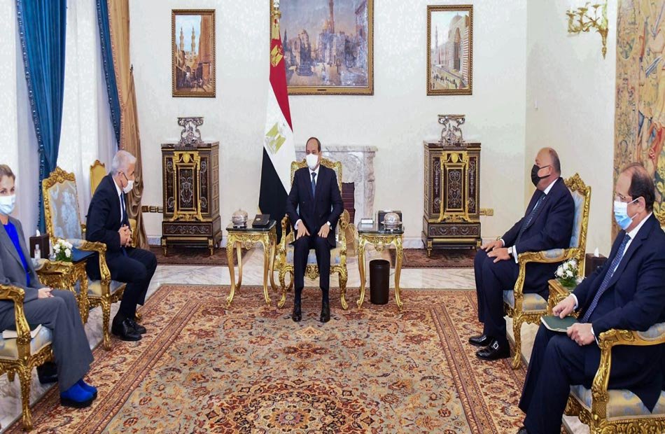 الرئيس المصري يستقبل رئيس الوزراء اللبناني بقصر الاتحادية الرئيس المصري يستقبل رئيس الوزراء اللبناني بقصر الاتحادية