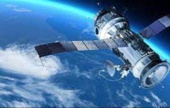 اليوم.. إطلاق القمر الصناعي الإماراتي البحريني «ضوء 1»