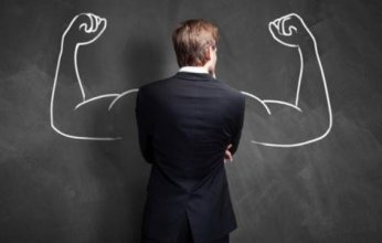 القلق على المظهر الخارجي يضعف الثقة بالنفس