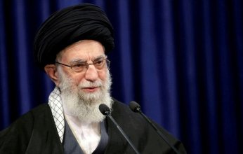 بعد تهديده باغتيال ترامب.. تويتر يغلق حساب المرشد الإيراني