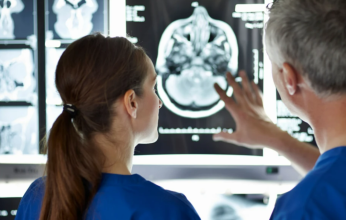 مرض غامض يصيب الشباب في «كندا» ويثير ذعر الاطباء