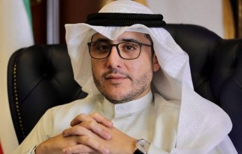 وزير خارجية الكويت يعقد جلسة مباحثات مع أمين عام الجامعة العربية