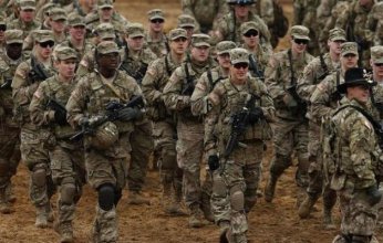 الجيش الأمريكي يعلن احتجازه سفينة محملة بمتفجرات