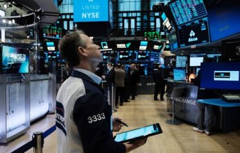 وول ستريت تتلقى أكبر ضربة منذ كورونا.. وسهم «نتفليكس» يهوي