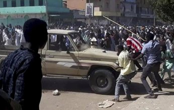السودان.. تجمع المهنيين يرفض مبادرة فولكر بيرتس