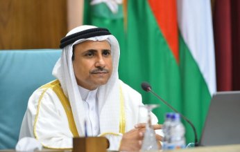 العسومي يشيد بجهود السعودية التي تهدف إلى تحقيق الأمن والاستقرار بالمنطقة