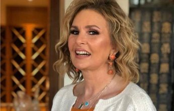 إصابة يسرا بفيروس كورونا وتخضع للعزل المنزلى والعلاج