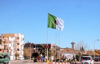 الجزائر تفتح حدودها البرية مع تونس