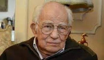 بعد إصابته بكورونا.. .نجلة رشوان توفيق تكشف تطورات الحالة الصحية لوالدها