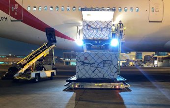 مطار القاهرة يستقبل نحو 4 ملايين جرعة من لقاح «أسترازينيكا»