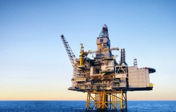 بسبب تدهور الأوضاع في كازاخستان.. النفط يحول خسائره لمكاسب